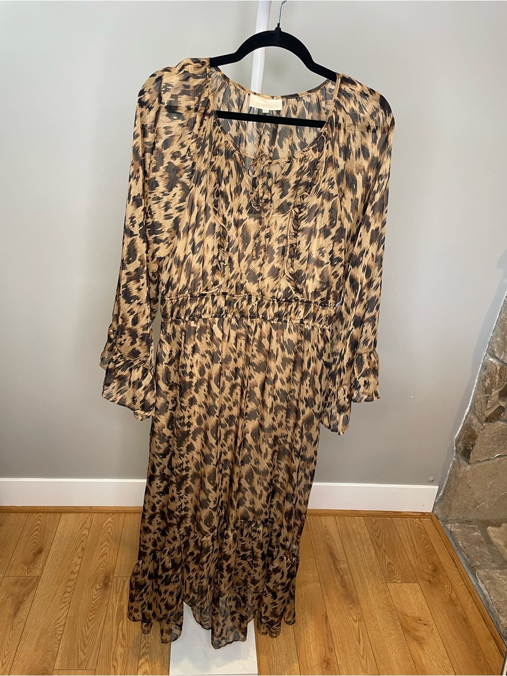 MELLODAY Tan and Black Animal-Print Maxi Dress NWOT - Large